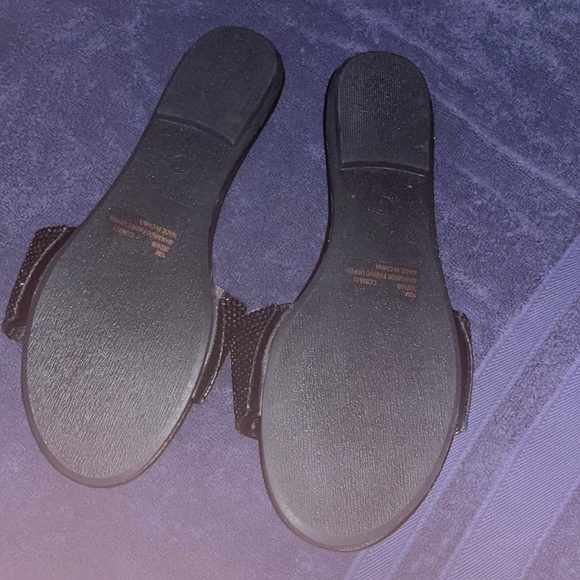 NWOT Fashion nova black embellished slide - Picture 4 of 4